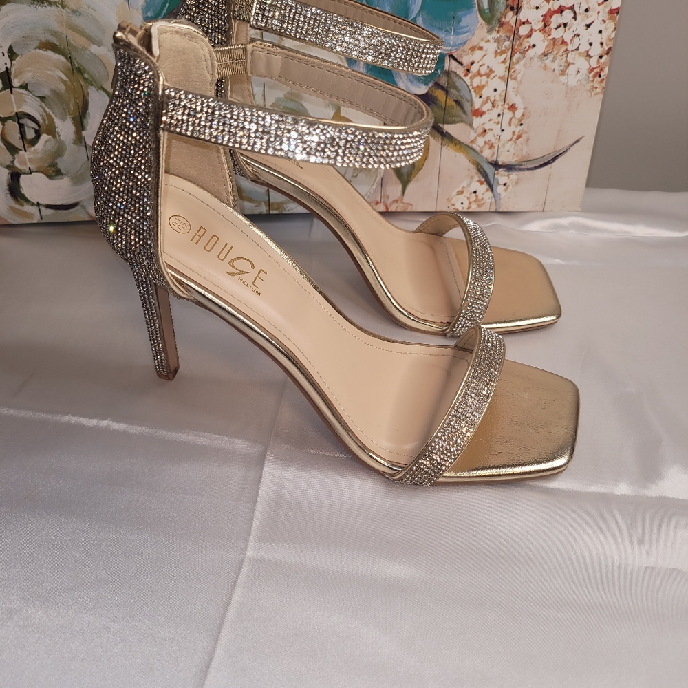 Lady heels - Picture 2 of 4